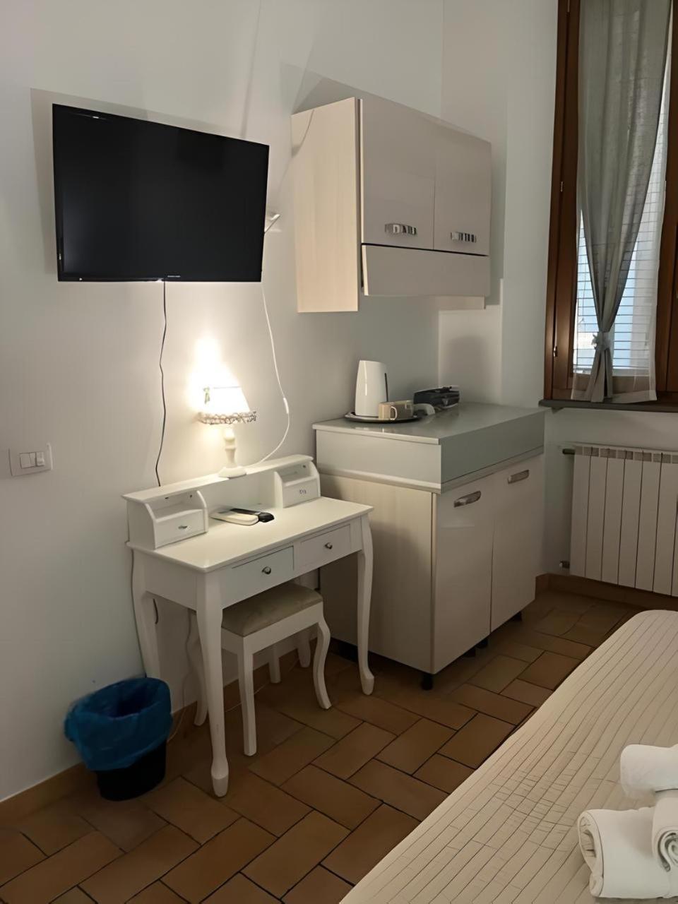 Hotel Casa Boss Oblivium Florenz Exterior foto
