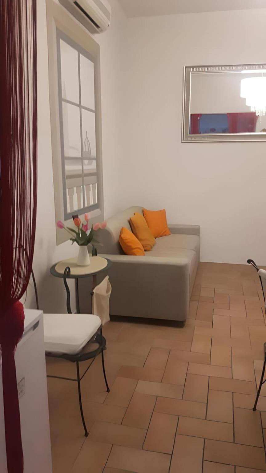 Hotel Casa Boss Oblivium Florenz Exterior foto
