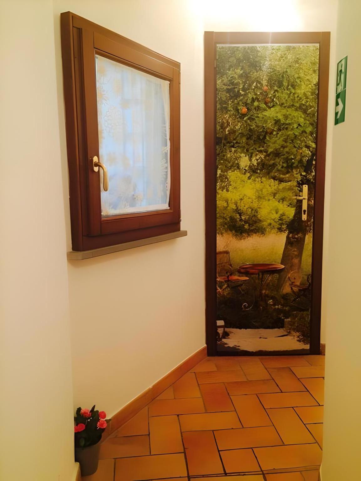 Hotel Casa Boss Oblivium Florenz Exterior foto