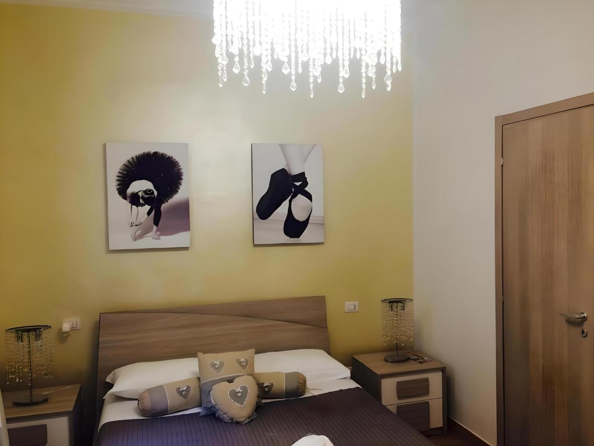 Hotel Casa Boss Oblivium Florenz Exterior foto